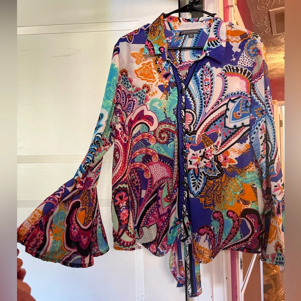 Colorful Paisley Blouse with Bell Sleeves Brand New - Picture 1 of 10